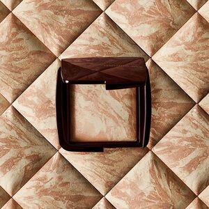 NWOT Hourglass AMBIENT™ LIGHTING INFINITY POWDER